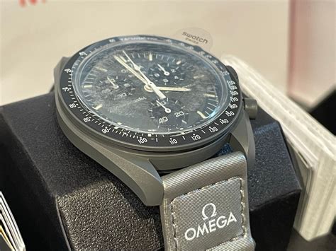 omega speedmaster mercury